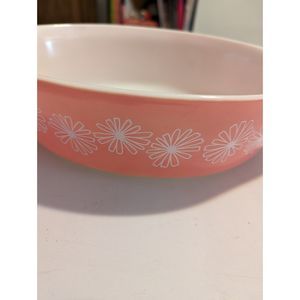 Vintage Pyrex Pink Daisy Rare 2 1/2 quart NO LID